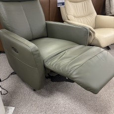 Ross TV Chair with USB Toggle Switch Ross TV Chair with USB Toggle Switch